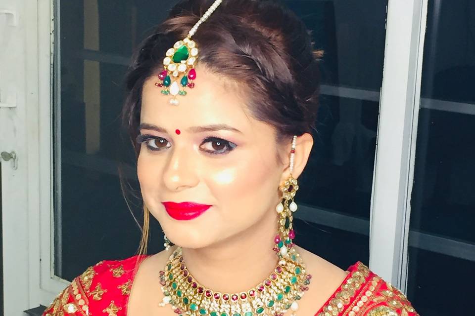 Dhaani Makeovers