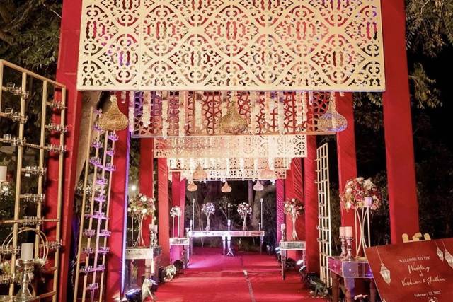 Entrance decor