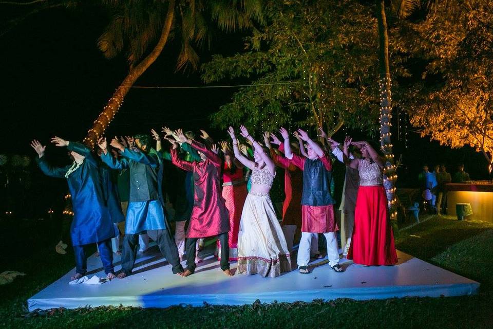 Kerala Outdoor Weddings DANCE