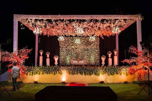 Stage decor