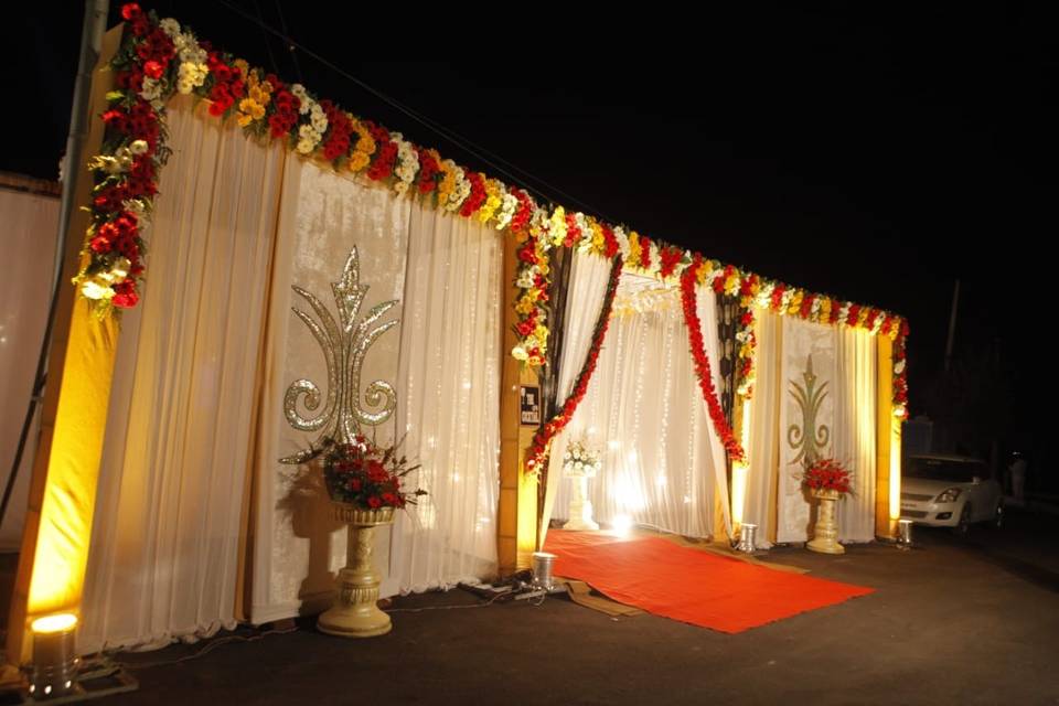 Entrance decor