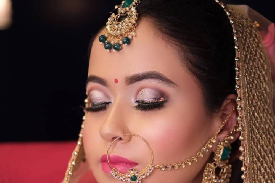 Bebo Makeup Artist