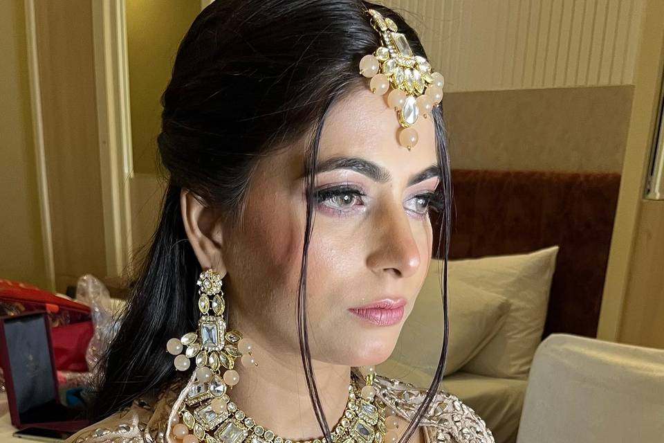 Bebo Makeup Artist