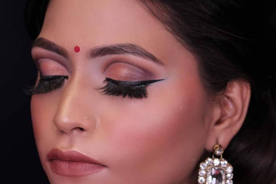 Bebo Makeup Artist