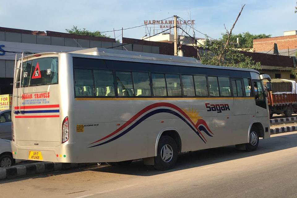 Bus on Rent in Delhi