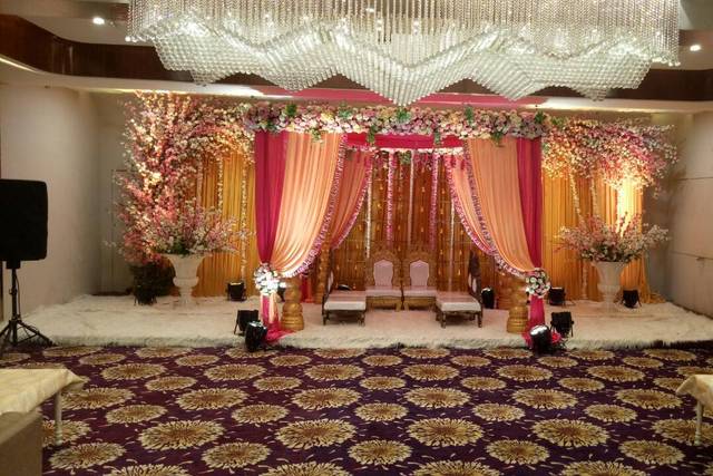 Golden Banquet hall - Venue - Andheri East - Weddingwire.in