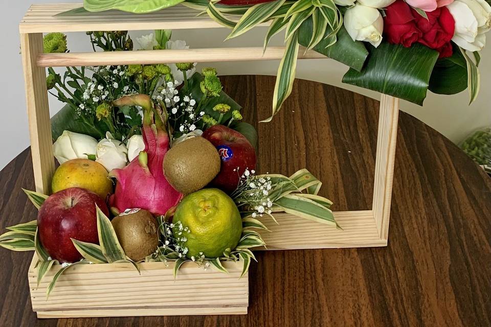 Small Fruit Hampers