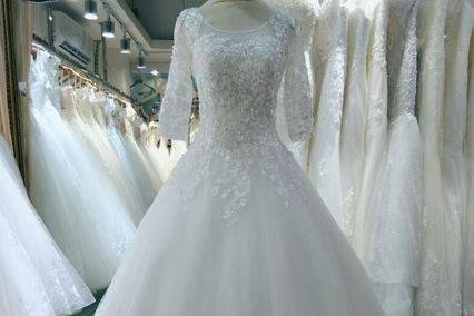 Wedding gown