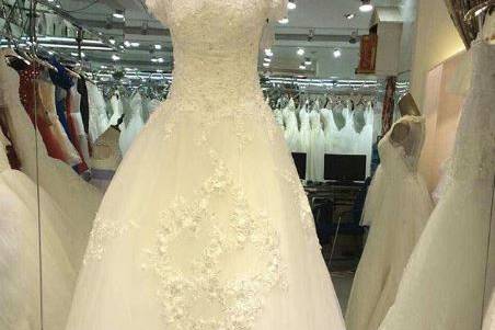 Wedding gown