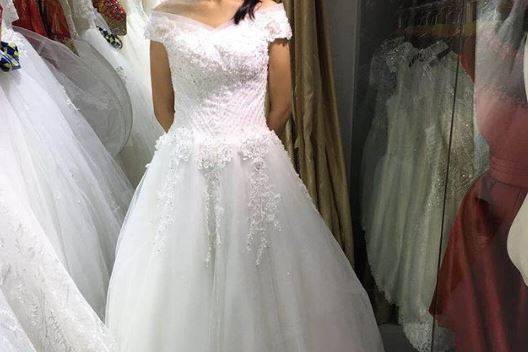 Lasa wedding gowns