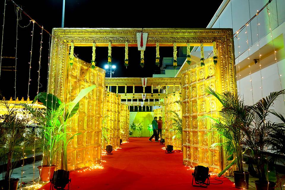 Entrance decor