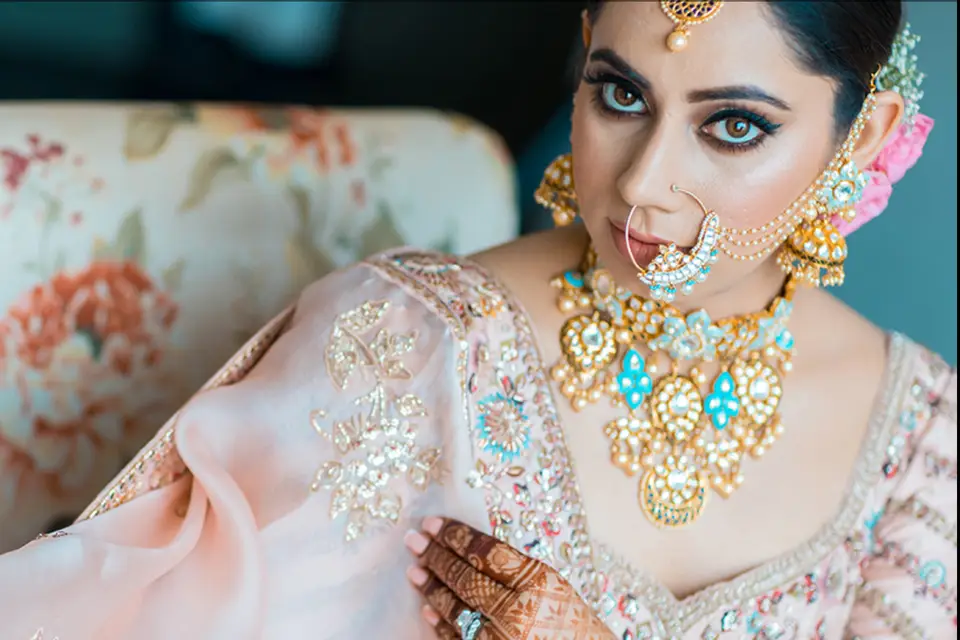 Asian Bridal Makeup _ Traditional Look 2016 - Asian Bridal Hair & Makeup -  Pakistani and Indian Bridal Makeup - video Dailymotion