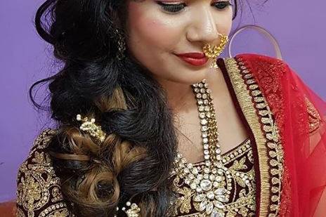 Makeup Artist Kriti