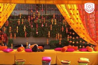 Roses & Patels Flower Decoration 1