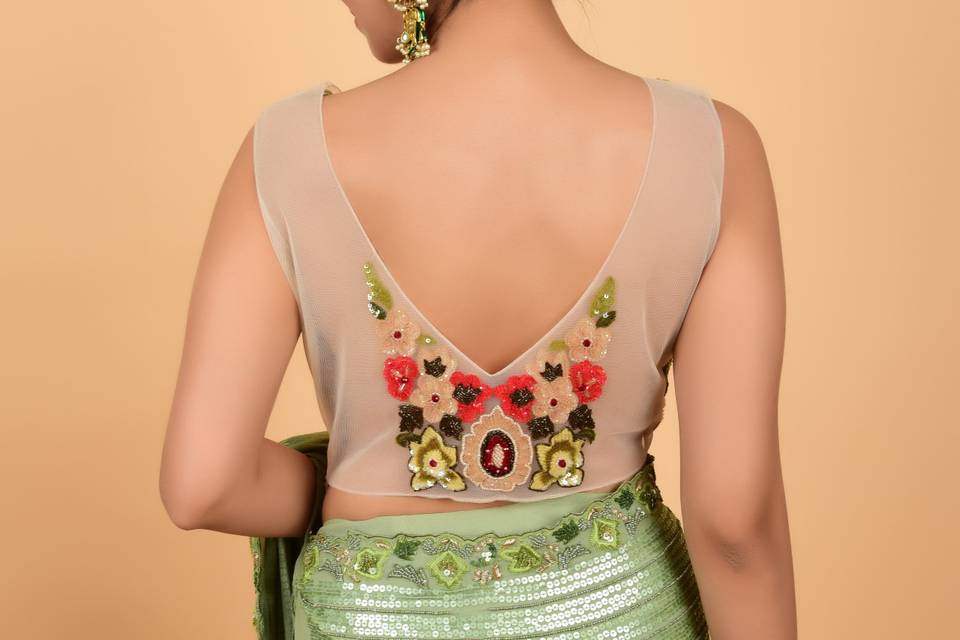 Blouse Back With Saree