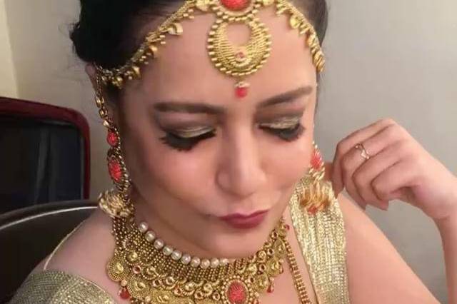 Bridal makeup