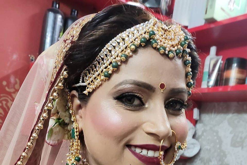 Bridal makeup