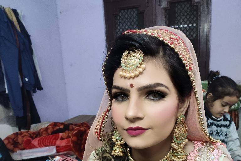 Bridal makeup