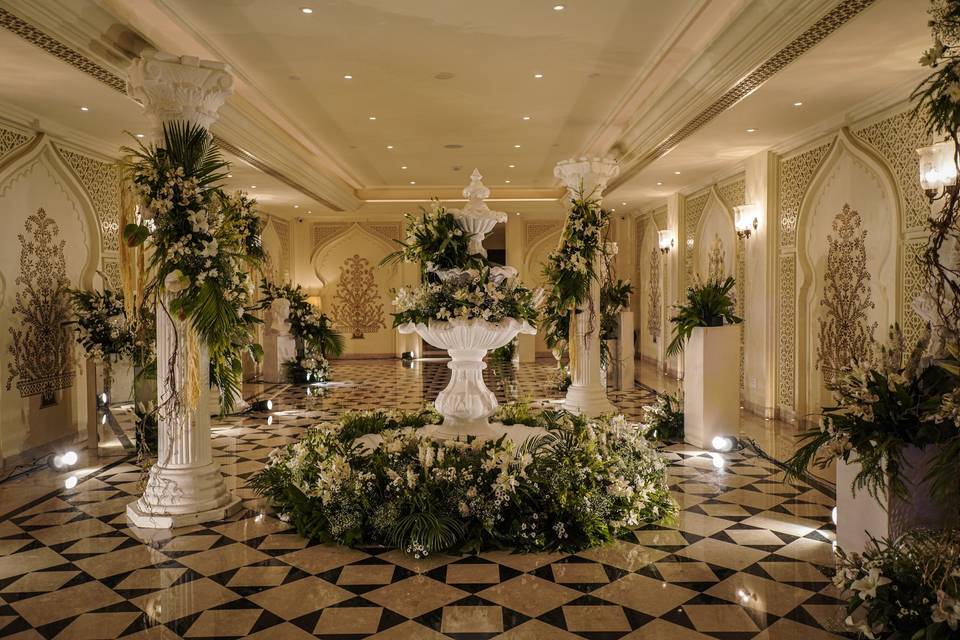 Garden foyer