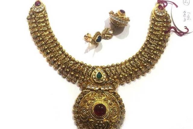 Saburi Jewels, Sarojini Nagar