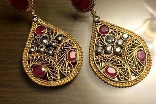 stylish earrings for girls • ShareChat Photos and Videos