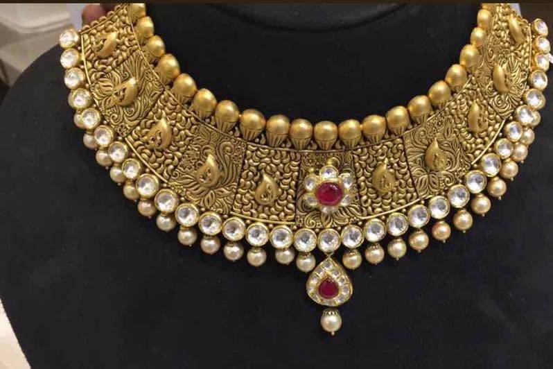 Saburi Jewels, Sarojini Nagar