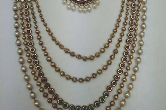 Saburi Jewels, Sarojini Nagar