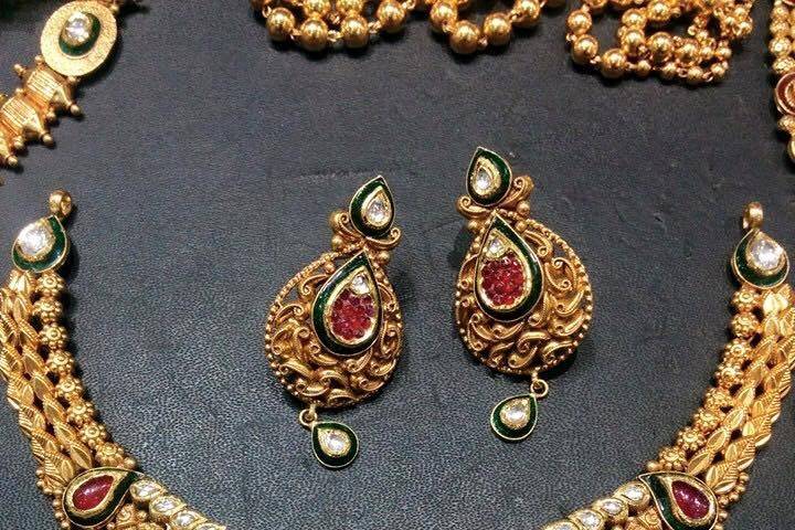 Saburi Jewels, Sarojini Nagar