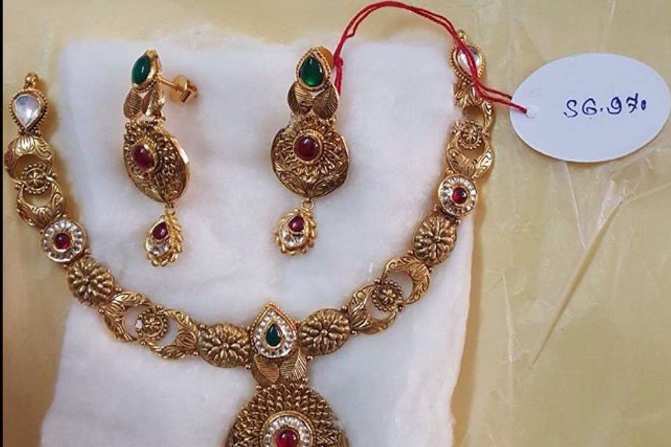 Saburi Jewels, Sarojini Nagar