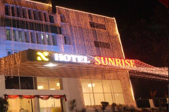 Hotel Sunrise, Dehradun