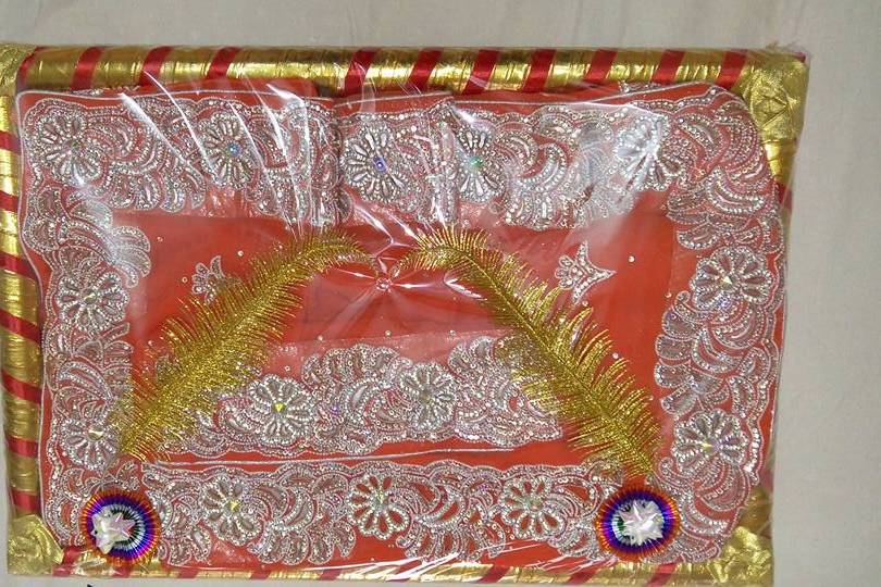 Trousseau packing design