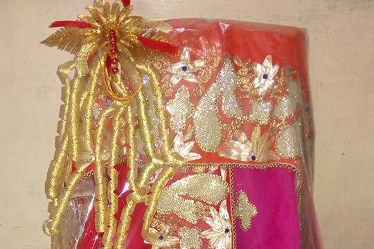 Trousseau packing design