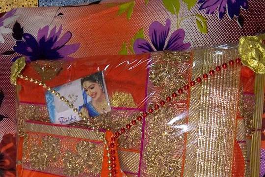 Trousseau packing design