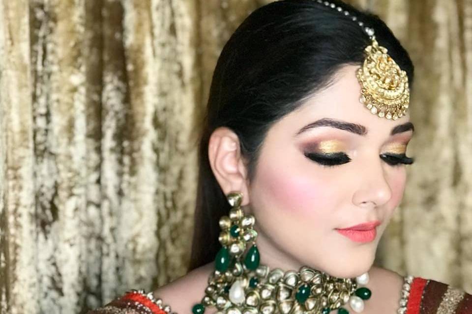 Bridal makeup