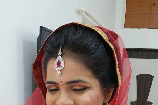 Bridal makeup