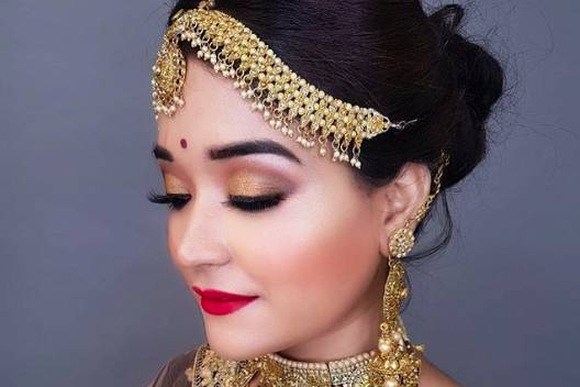 BRIDAL MAKEUP LOOK