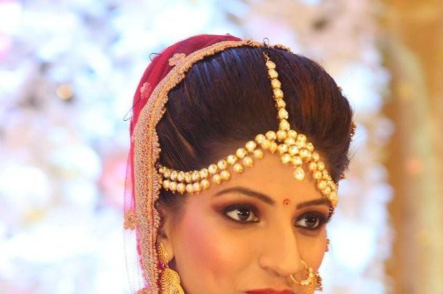 Bridal makeup