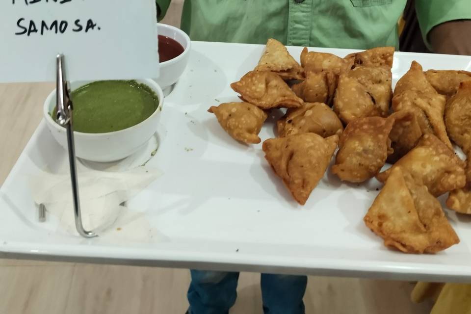 Mini samosa