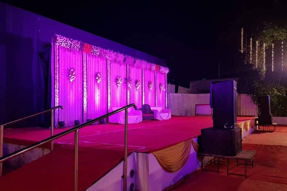Stage decor