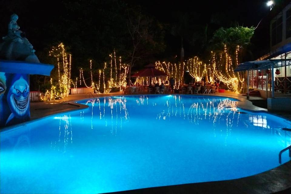 Pool side party area