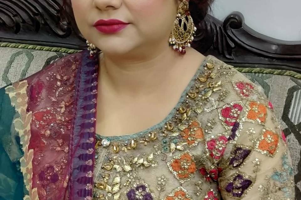 Deepa Makeovers, Lucknow