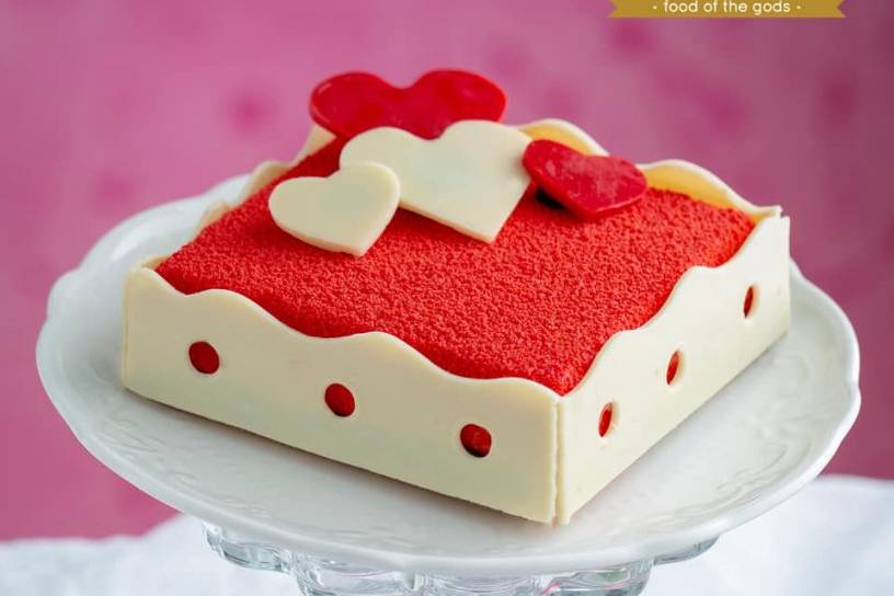 Theobroma Patisserie India - RED VELVET PASTRY ============ BOGOF Mondays!!  Buy One Get One Free. Monday, 3 November 2014: RED VELVET PASTRY Theobroma  is offering 'Buy One Get One Free' on one