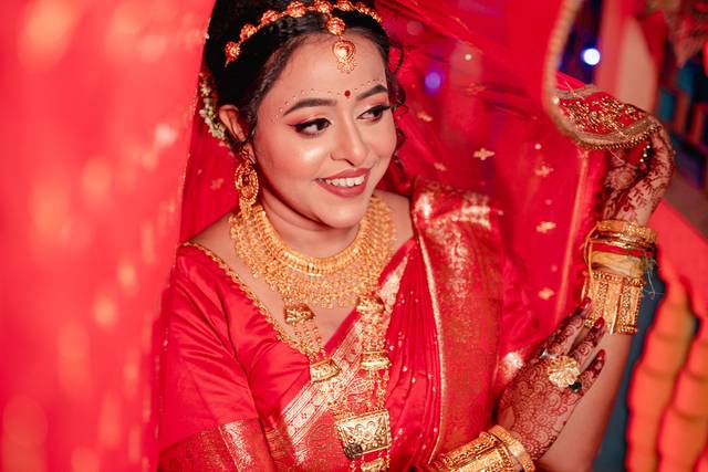 Bride wedding poses