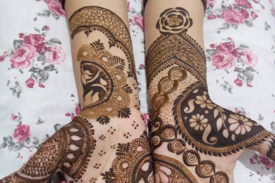 Designer mehndi