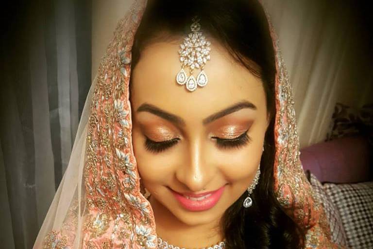 MakeUp by Simar Kaur