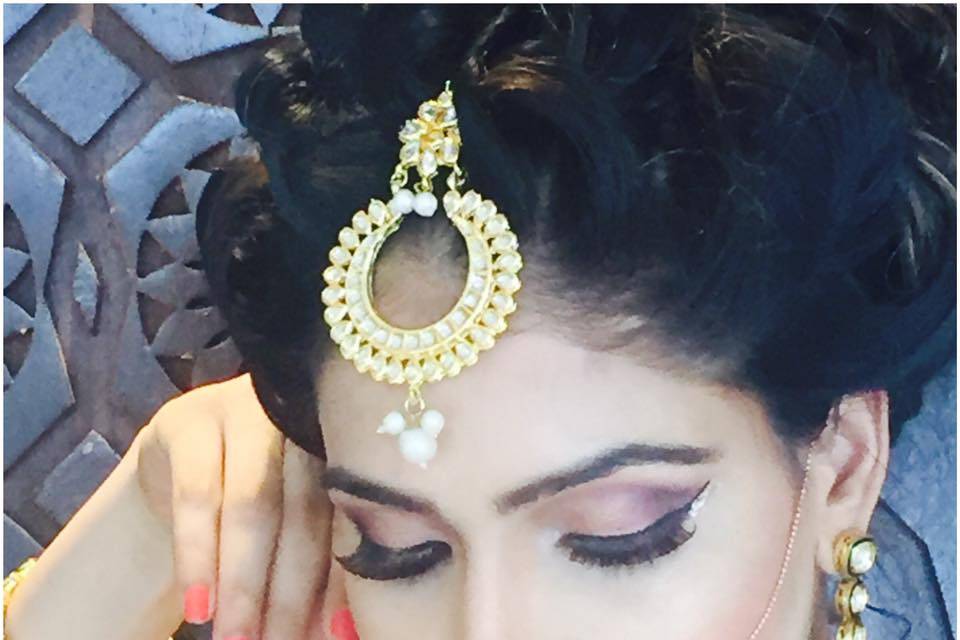 Bridal makeup