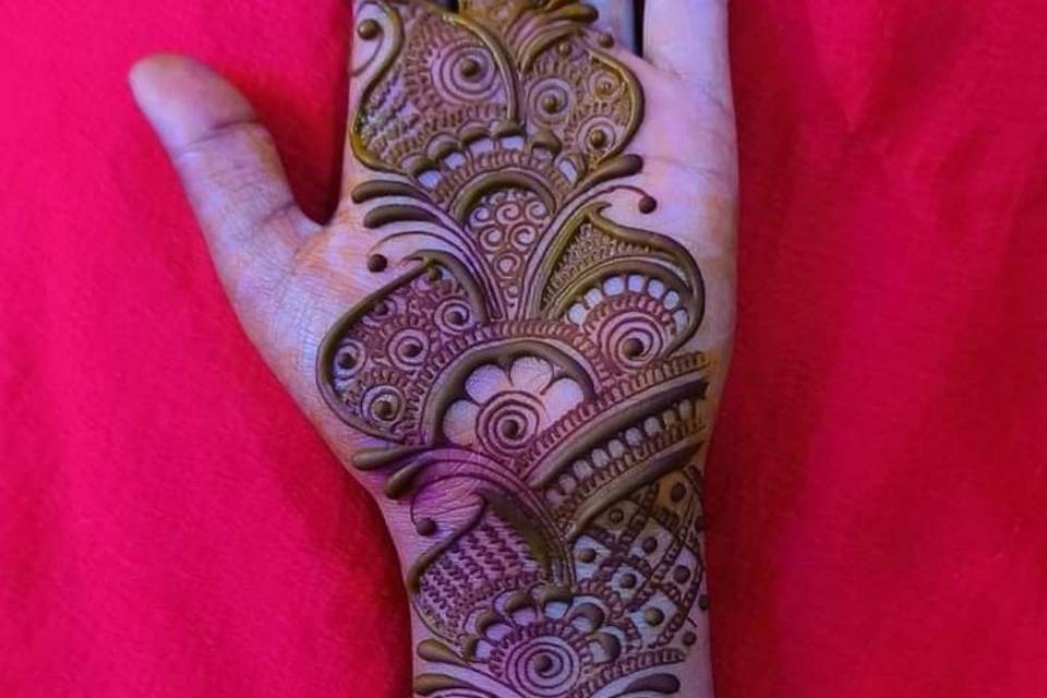 Bail mehndi