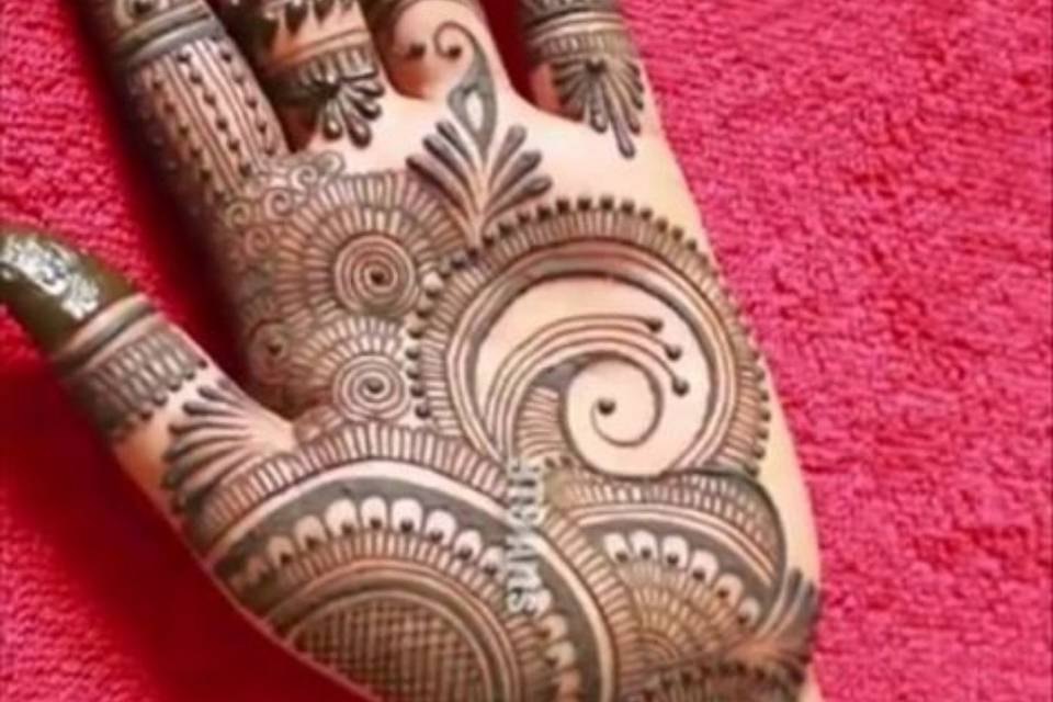 Bail mehndi