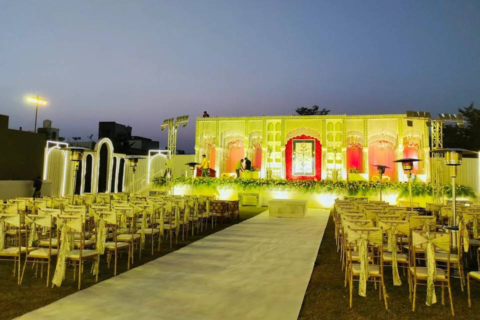 Lawn area