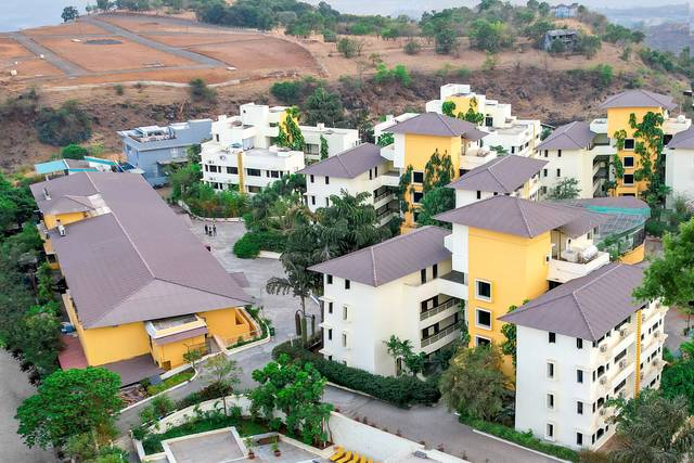 Camel Valley Resort